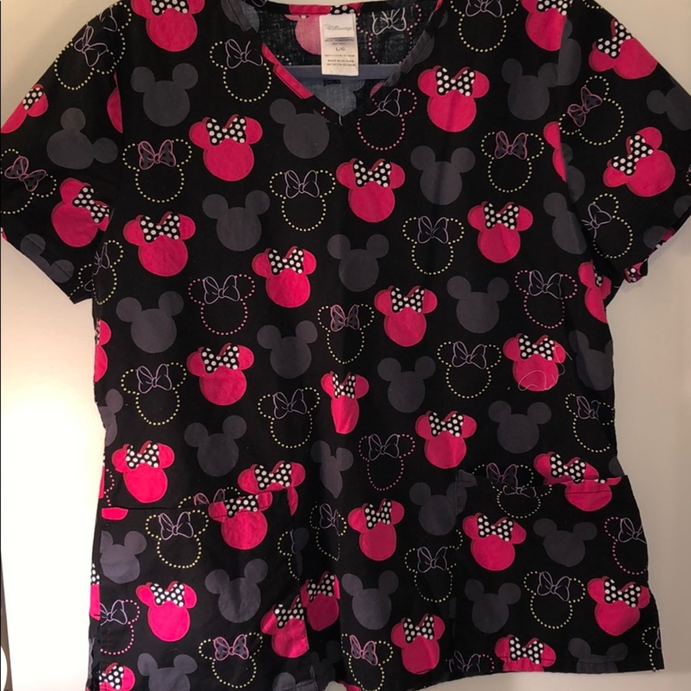 Disney Minnie large scrub top!